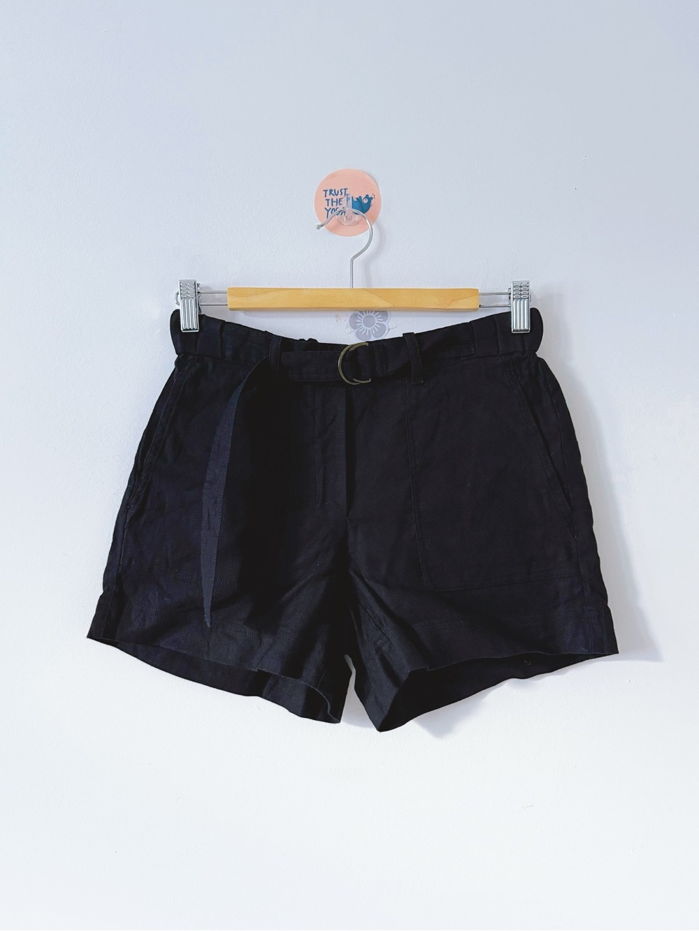 Babaton Aritzia Linen Viscose Belted Cargo Shorts Black Sz XS High Rise Pants